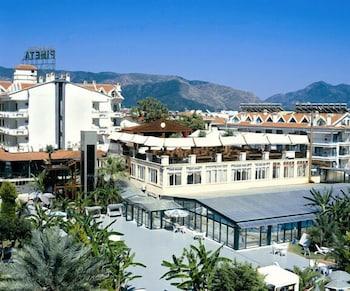 מרמריס Hotel Pineta Club מראה חיצוני תמונה